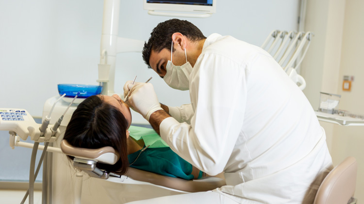 How To Avoid Getting Nervous At The Dentist